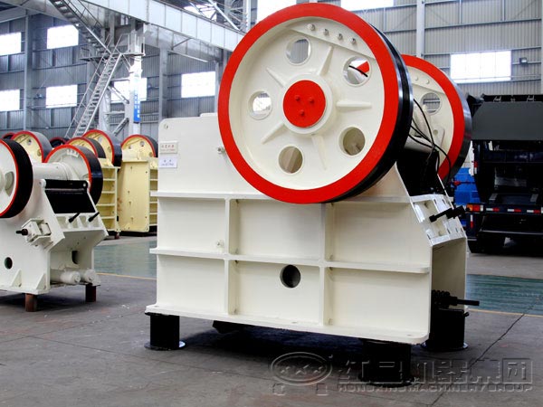 顎式破碎機 顎式破碎機
