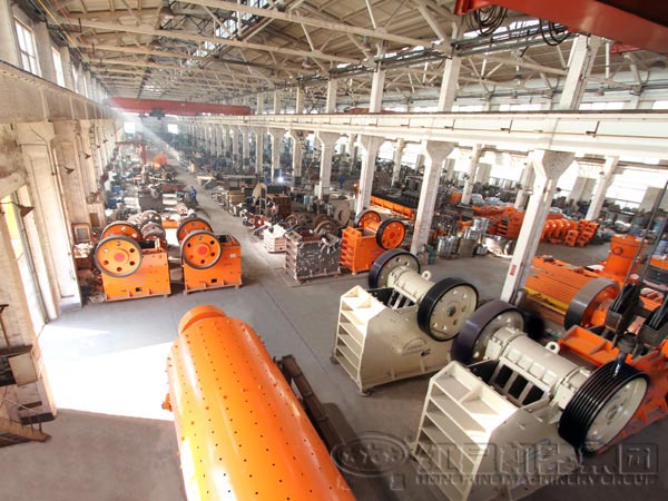 紅星破碎機(jī)生產(chǎn)車間