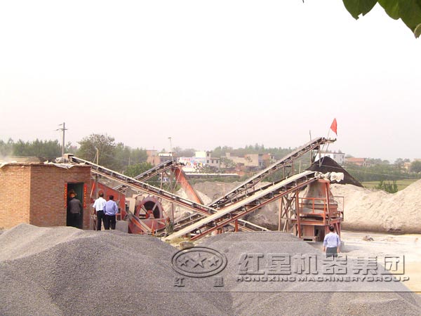 制砂機(jī)客戶生產(chǎn)現(xiàn)場