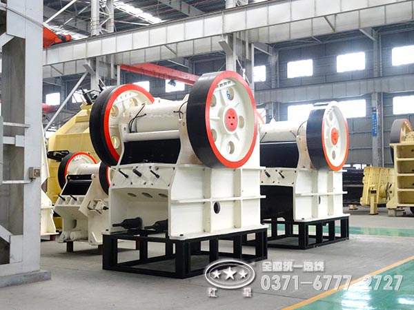 固定式混凝土石子破碎機(jī) 固定式混凝土石子破碎機(jī)