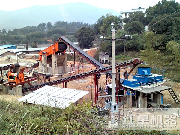 鵝卵石制砂機(jī)生產(chǎn)現(xiàn)場 鵝卵石制砂機(jī)生產(chǎn)現(xiàn)場