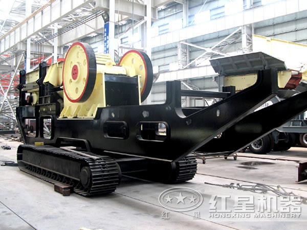 履帶顎式移動(dòng)破碎站 履帶顎式移動(dòng)破碎站