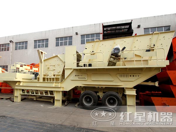 車(chē)載移動(dòng)反擊式碎石機(jī) 車(chē)載移動(dòng)反擊式碎石機(jī)