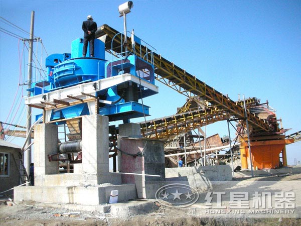 圓錐破碎機(jī) 圓錐破碎機(jī)