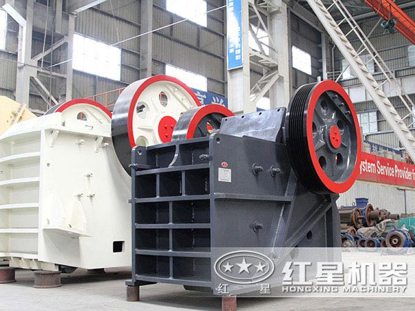 河卵石顎式破碎機(jī) 河卵石顎式破碎機(jī)