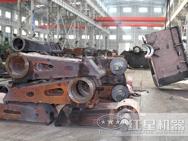 顎式破碎機(jī)零部件檢查 顎式破碎機(jī)零部件檢查