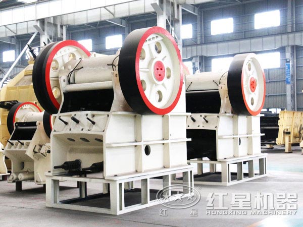 顎式破碎機 顎式破碎機