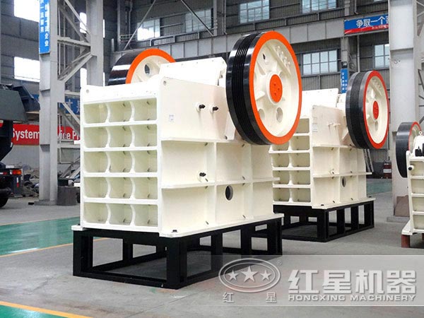 顎式破碎機 顎式破碎機