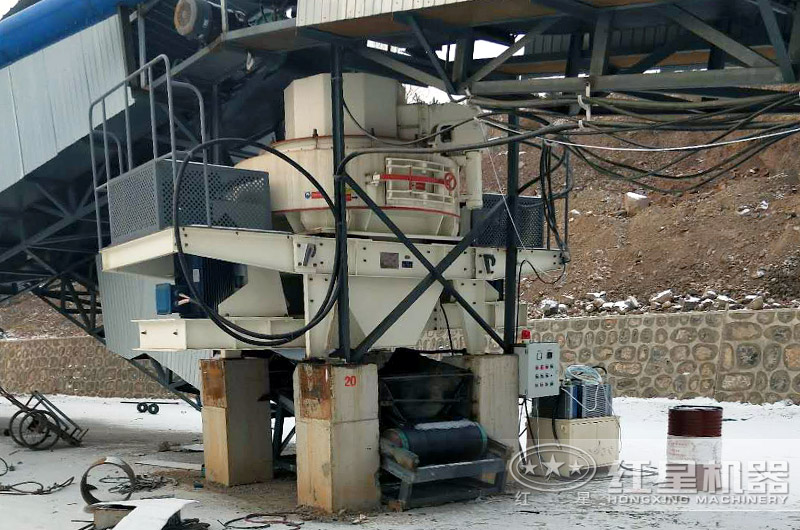 VSI立軸式?jīng)_擊破碎機(jī)現(xiàn)場 VSI立軸式?jīng)_擊破碎機(jī)現(xiàn)場