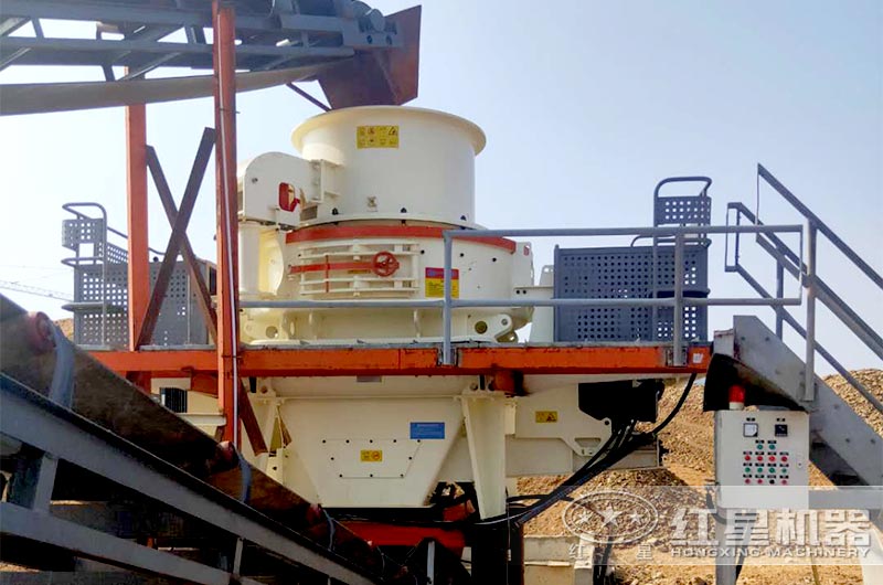 小型制砂機(jī)現(xiàn)場 小型制砂機(jī)現(xiàn)場