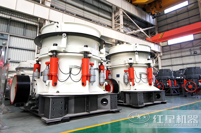 混凝土圓錐破現(xiàn)場實拍圖 混凝土圓錐破現(xiàn)場實拍圖