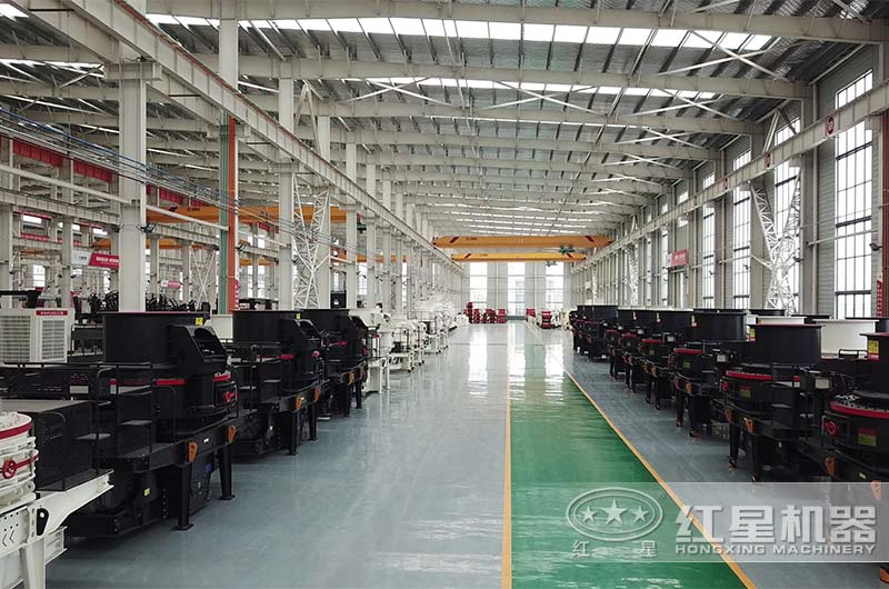 直銷廠家生產(chǎn)的大型制砂機成品車間 直銷廠家生產(chǎn)的大型制砂機成品車間