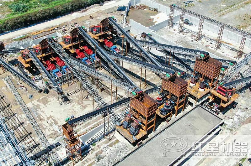 舟山大型砂石生產(chǎn)線現(xiàn)場(chǎng)