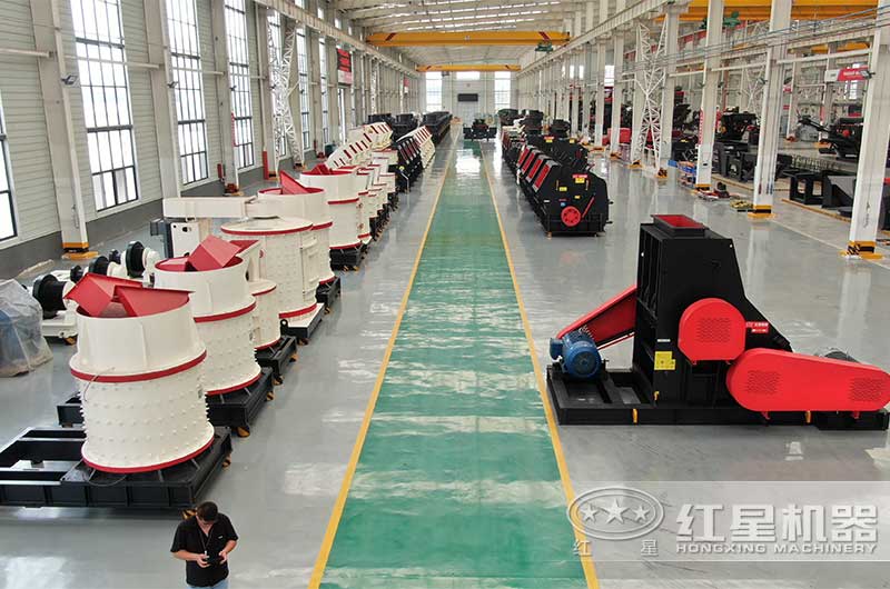 紅星機(jī)器小型制砂機(jī)車間 紅星機(jī)器小型制砂機(jī)車間