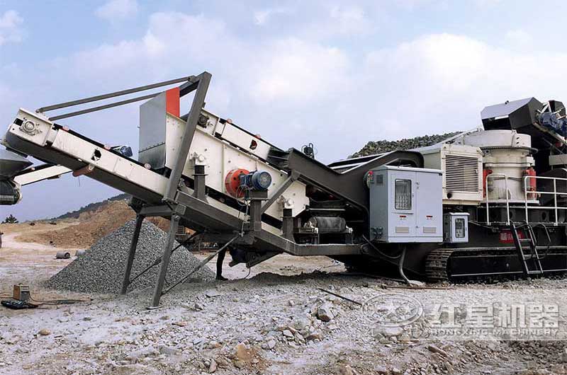 移動式圓錐粉碎機現(xiàn)場 移動式圓錐粉碎機現(xiàn)場