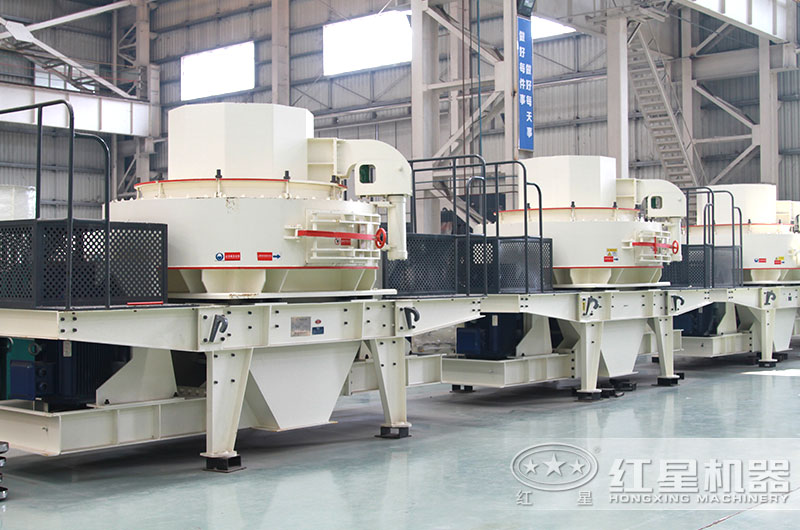 方解石沖擊式制砂機(jī)車間實(shí)拍圖 方解石沖擊式制砂機(jī)車間實(shí)拍圖