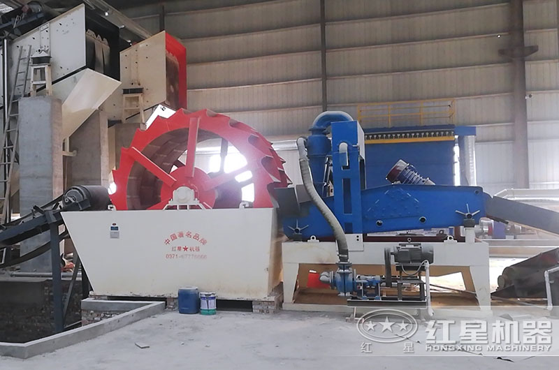 細(xì)砂回收機與輪斗式洗沙機聯(lián)合作業(yè) 細(xì)砂回收機與輪斗式洗沙機聯(lián)合作業(yè)