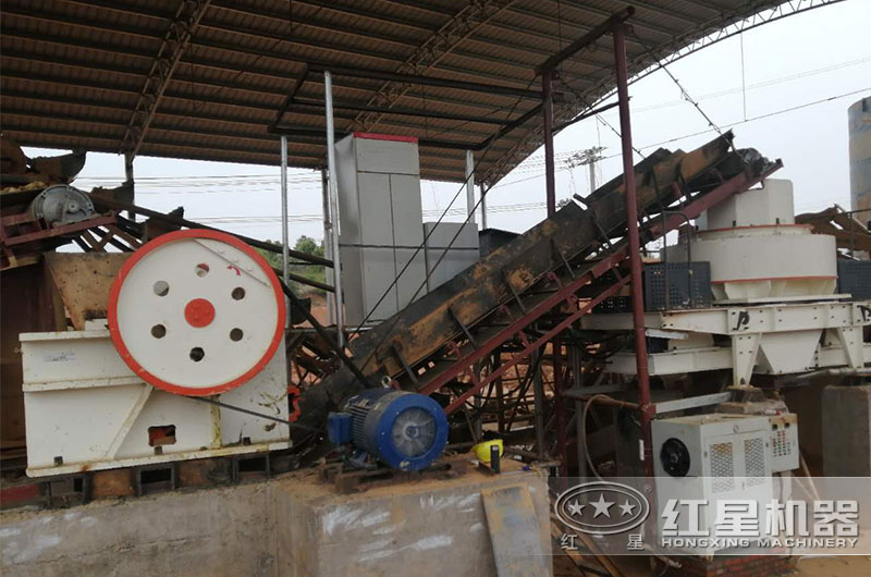 紅星尾礦制砂機現(xiàn)場 紅星尾礦制砂機現(xiàn)場