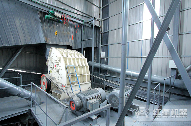 重錘破碎機現場 重錘破碎機現場