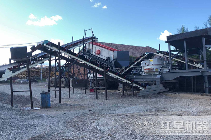 移動(dòng)制砂機(jī)現(xiàn)場