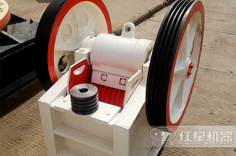 小型顎式破碎機(jī) 小型顎式破碎機(jī)