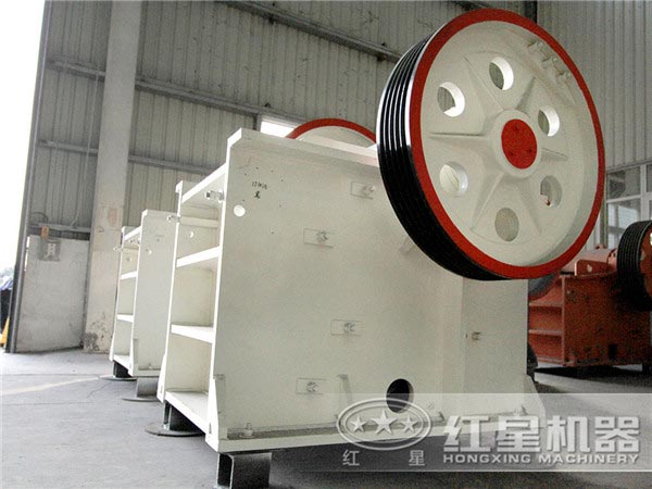 顎式粉碎機(jī)設(shè)備 顎式粉碎機(jī)設(shè)備