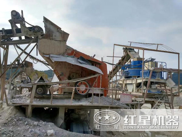 制砂機(jī)作業(yè)現(xiàn)場(chǎng) 制砂機(jī)作業(yè)現(xiàn)場(chǎng)