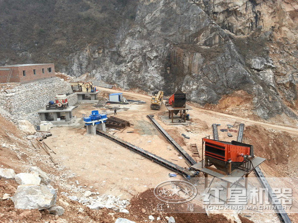 建筑用石英砂制砂現(xiàn)場圖 建筑用石英砂制砂現(xiàn)場圖