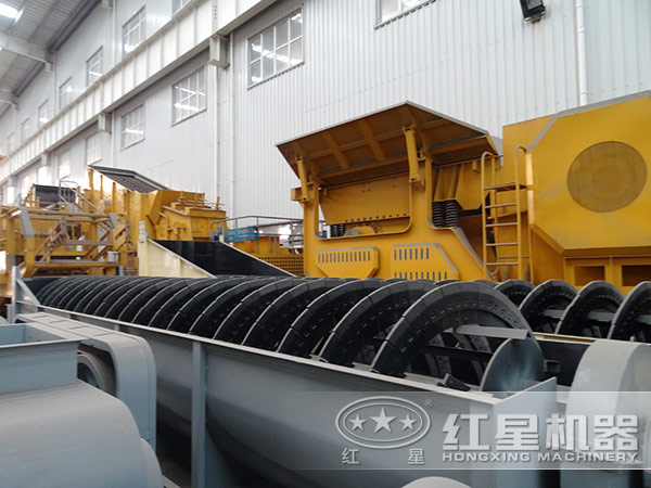 洗砂機(jī)生產(chǎn)車間 洗砂機(jī)生產(chǎn)車間