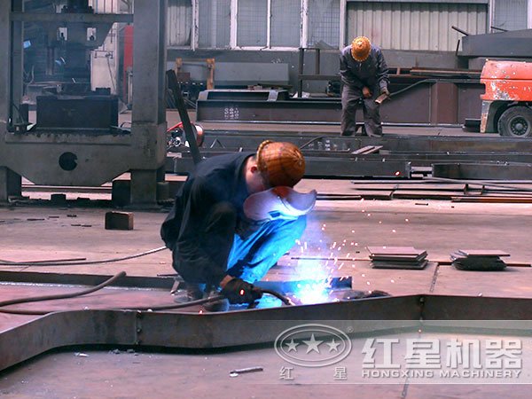 破碎機生產(chǎn)制造 破碎機生產(chǎn)制造