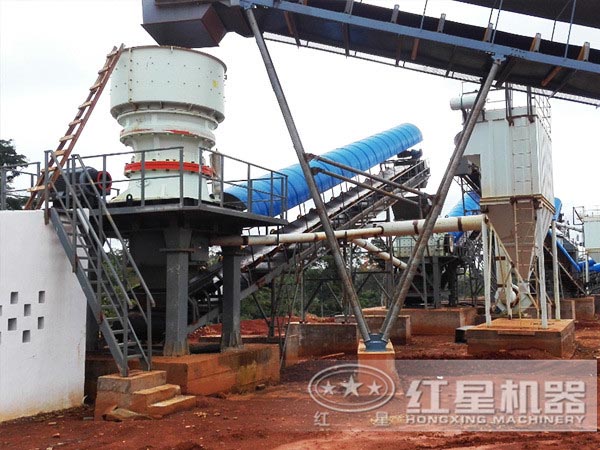 環(huán)保型花崗巖圓錐碎石機(jī)現(xiàn)場 環(huán)保型花崗巖圓錐碎石機(jī)現(xiàn)場