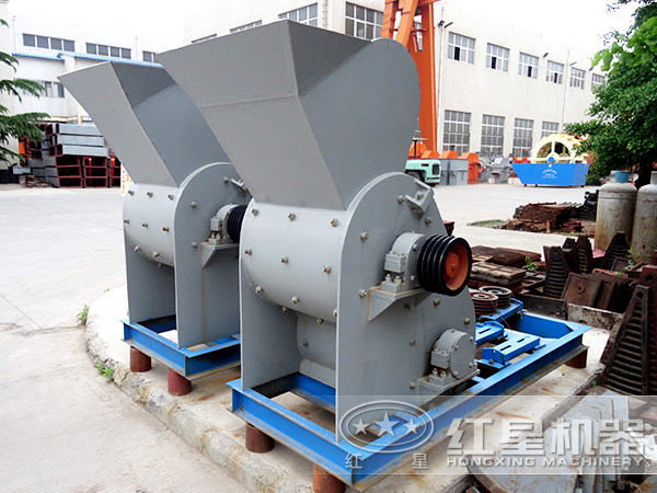 雙級(jí)破碎機(jī)設(shè)備展示 雙級(jí)破碎機(jī)設(shè)備展示