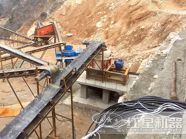 制砂現(xiàn)場 制砂現(xiàn)場