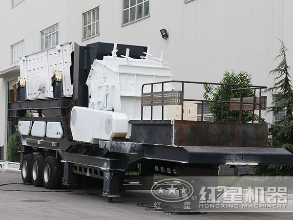 輪胎式電石粉碎機(jī) 輪胎式電石粉碎機(jī)