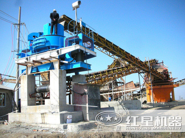 青石制砂機(jī)現(xiàn)場檢修維護(hù) 青石制砂機(jī)現(xiàn)場檢修維護(hù)