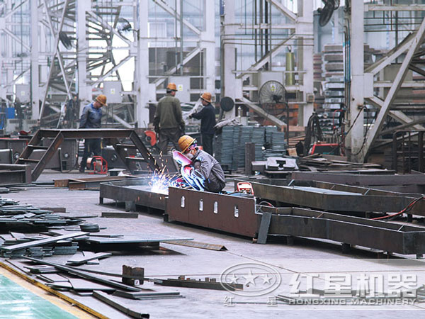 石頭碎沙機(jī)器加工現(xiàn)場 石頭碎沙機(jī)器加工現(xiàn)場