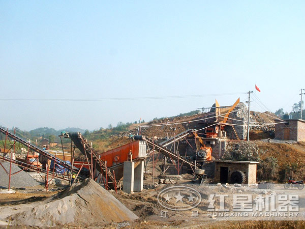 機制砂生產(chǎn)現(xiàn)場 機制砂生產(chǎn)現(xiàn)場