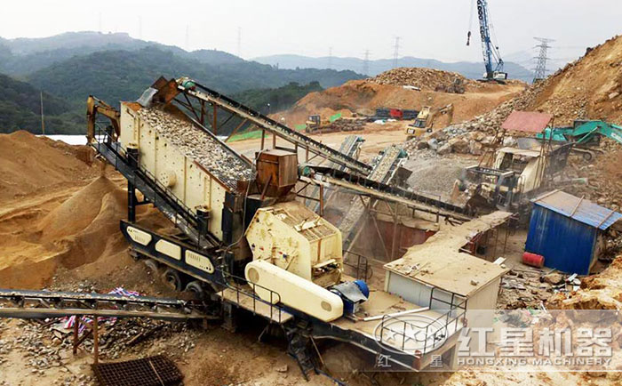 湖北反擊式移動破碎站處理建筑垃圾現場 湖北反擊式移動破碎站處理建筑垃圾現場