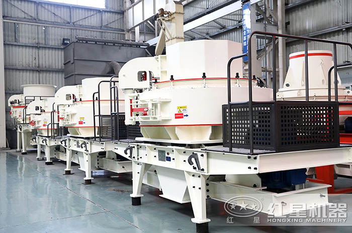 花崗巖制砂機單機作業(yè) 花崗巖制砂機單機作業(yè)