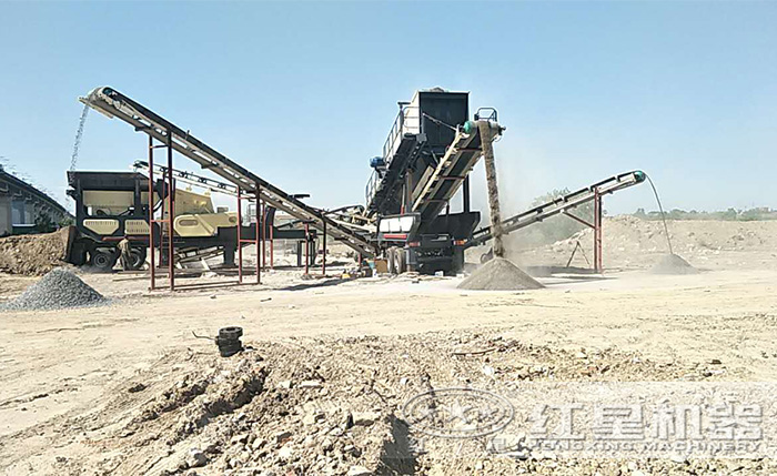 移動一體式環(huán)保粉碎制砂機多機聯(lián)合作業(yè)現(xiàn)場 移動一體式環(huán)保粉碎制砂機多機聯(lián)合作業(yè)現(xiàn)場