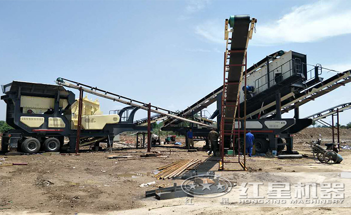 高質(zhì)量移動破碎篩分一體機(jī)作業(yè)現(xiàn)場 高質(zhì)量移動破碎篩分一體機(jī)作業(yè)現(xiàn)場