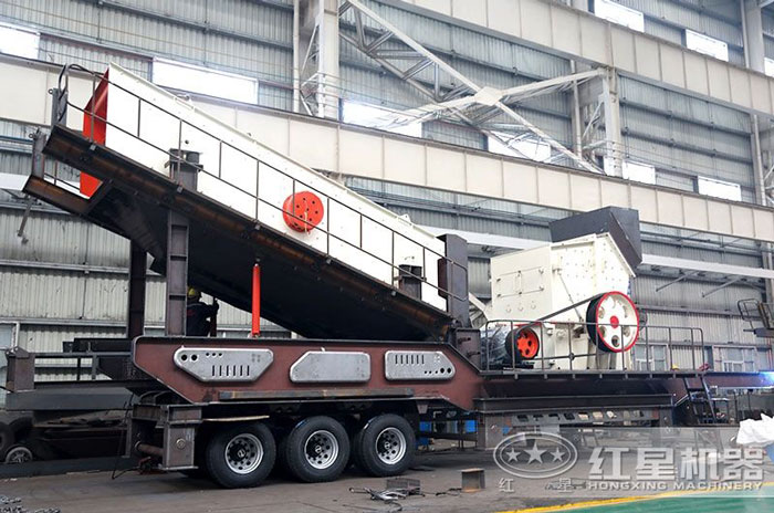 移動(dòng)式粉碎機(jī) 移動(dòng)式粉碎機(jī)