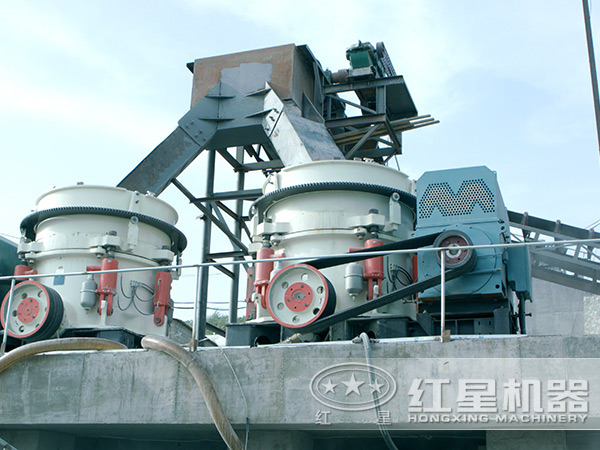 山東晉城劉老板加工現(xiàn)場 山東晉城劉老板加工現(xiàn)場