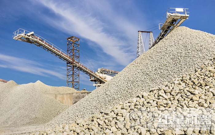 大型破碎企業(yè)加工現(xiàn)場(chǎng) 大型破碎企業(yè)加工現(xiàn)場(chǎng)