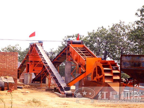 濕法制砂現(xiàn)場 濕法制砂現(xiàn)場