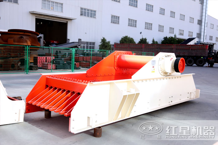 振動(dòng)給(喂)料機(jī) 振動(dòng)給(喂)料機(jī)