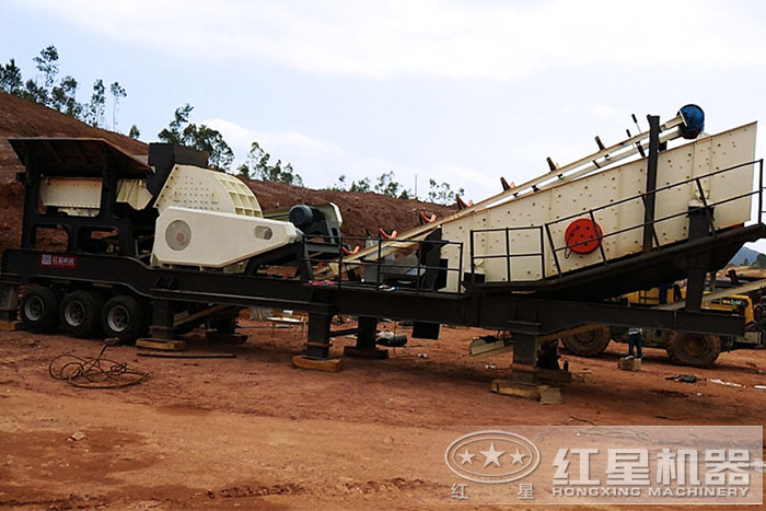 紅星泉州用戶自動化移動錘式打砂機作業(yè)現場 紅星泉州用戶自動化移動錘式打砂機作業(yè)現場