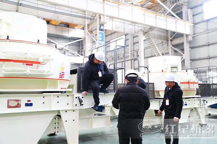 浙江麗水用戶來河南紅星參觀考察打石砂機 浙江麗水用戶來河南紅星參觀考察打石砂機