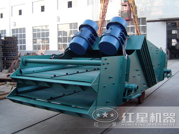 直線振動篩設(shè)備高清實拍 直線振動篩設(shè)備高清實拍