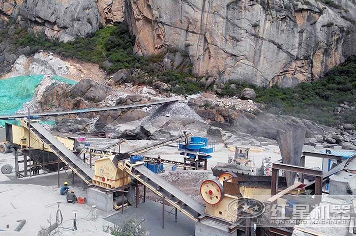 鵝卵石機(jī)制砂生產(chǎn)現(xiàn)場(chǎng) 鵝卵石機(jī)制砂生產(chǎn)現(xiàn)場(chǎng)